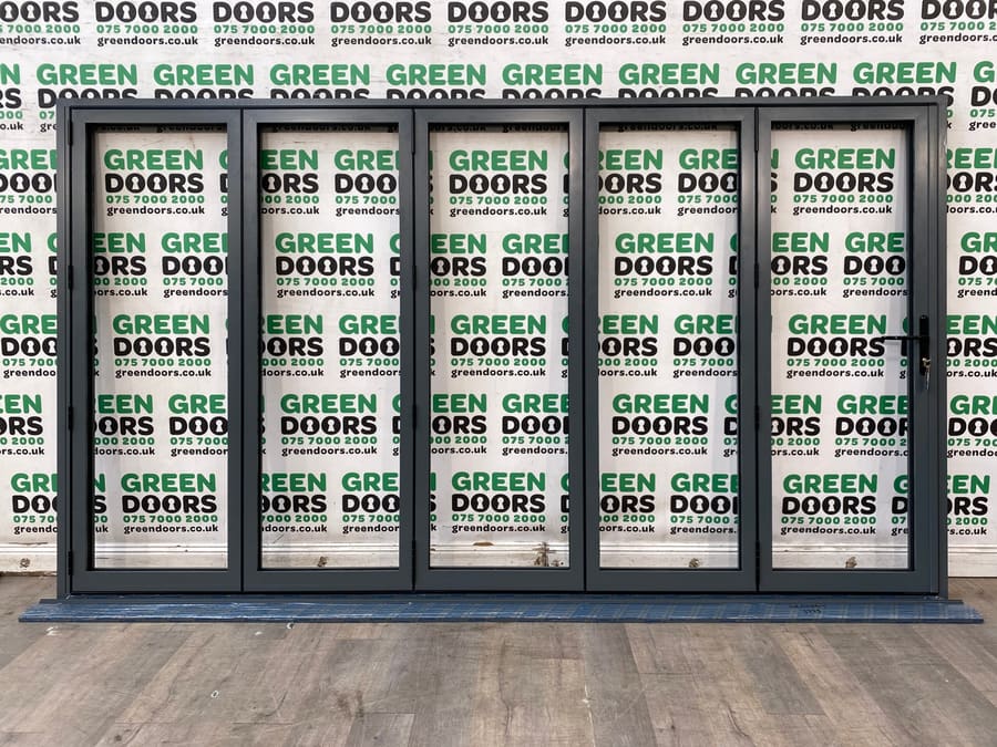 CORTIZO Bi-folding doors
